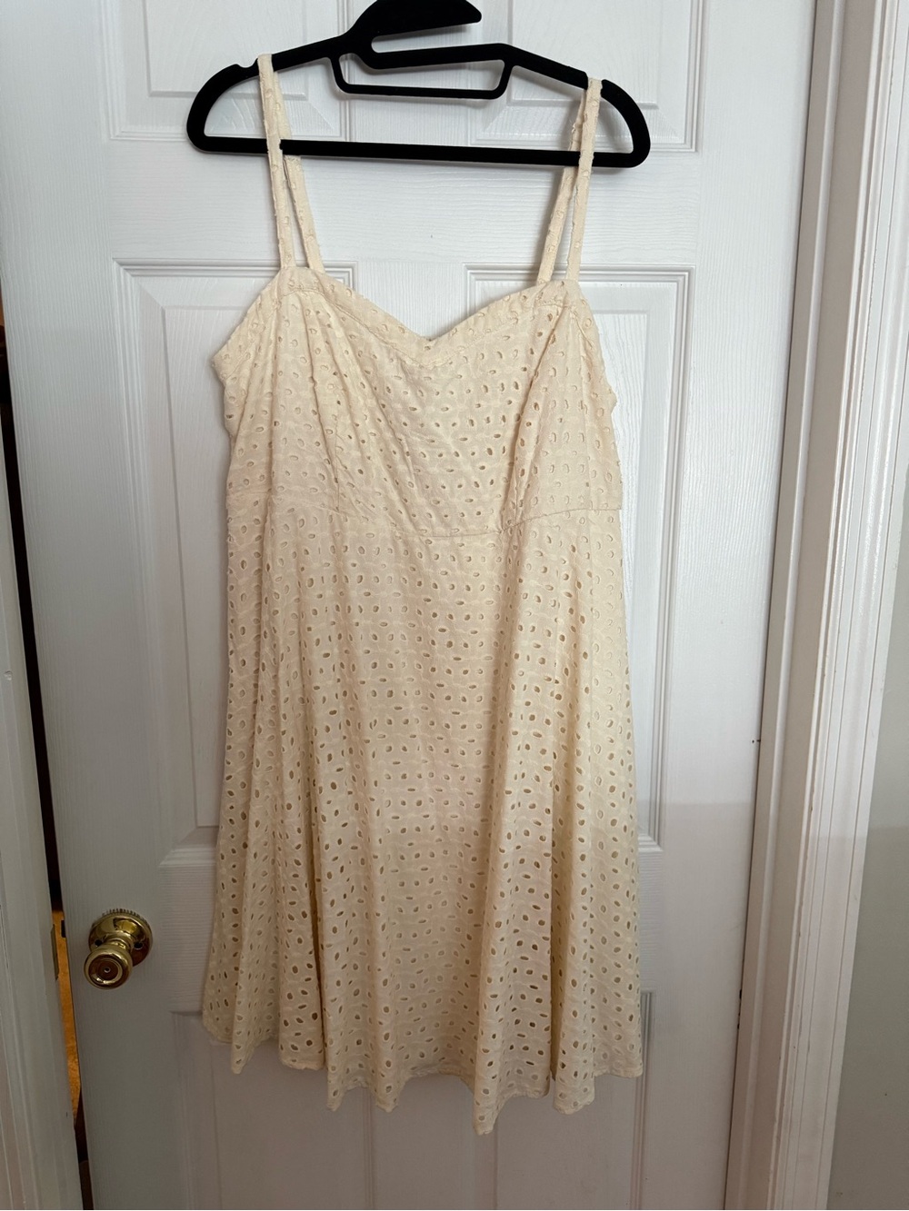 Torrid Cream Colored Dress size 0x - NWT